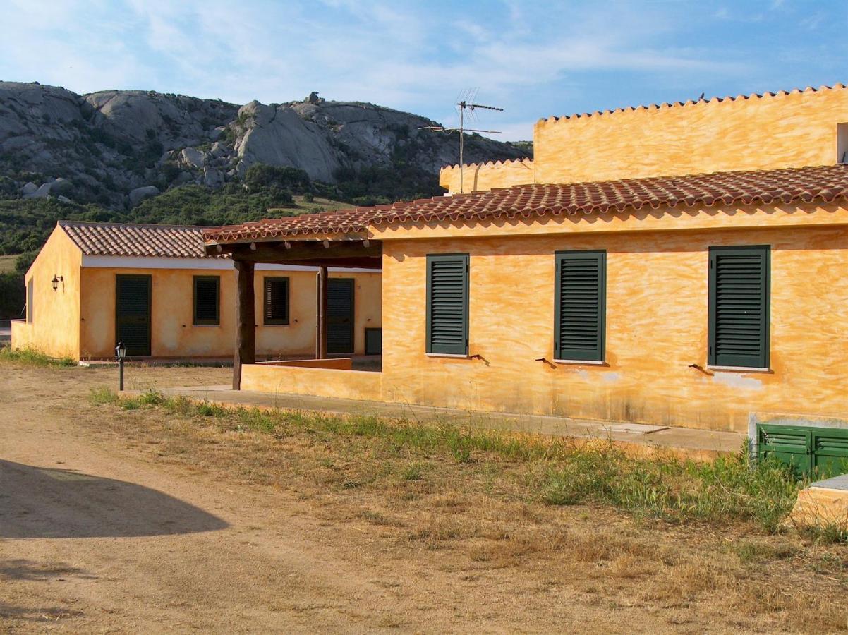 Agriturismo Lu Branu Арцакена Экстерьер фото